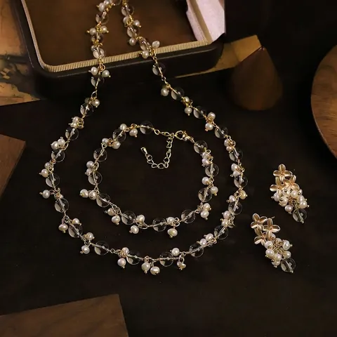 Original Vintage Gold-Plated Natural Pearl Glass Necklace Bracelet Flower Stud Earrings Trio For Women Elegant Jewelry Accessory