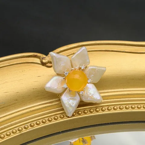 Handmade Natural Baroque Pearl Brooch Retro Sunflower Design With Yellow Topaz Rhinestone S925 Silver For Women Vintage Jewelry