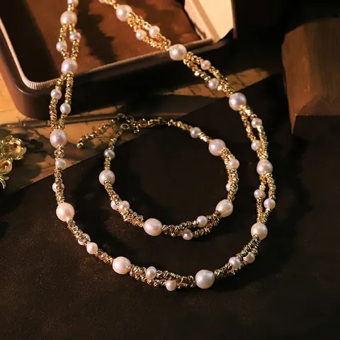 Original Design Naturperle Vergoldete Kupferperle Halskette Und Armband Elegante Französische Nische Vintage Schmuck Kombination Für Damen