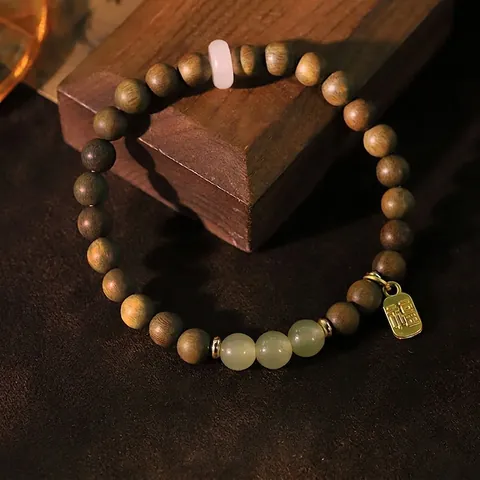 Retro Green Sandalwood Nephrite Jade Beaded Bracelet For Women Vintage Chinese Style Handcrafted Gold Plated Luck Tag Jewelry Gift