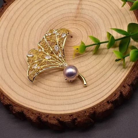Vintage Ginkgo Leaf Brooch For Women Gold Plated Copper Natural Freshwater Pearl Zirconia Hollow Corsage Fashion Jewelry Gift