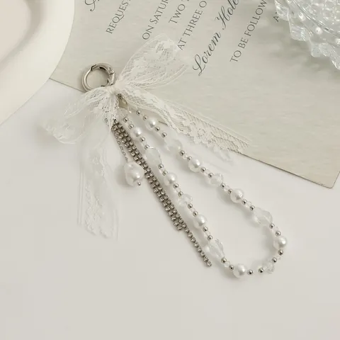 Llavero de Lazo de Encaje y Perla Artificial Colgante para Bolso Cadena de Cristal Strass para Mujer Estilo Romántico