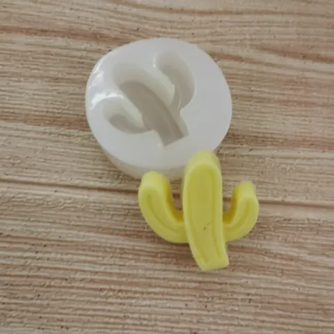 Moule en Silicone Forme de Cactus pour DIY Aromathérapie Gypse Bougie Plantes Succulentes Savon Outil de Décoration