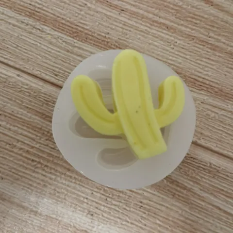 Moule en Silicone Forme de Cactus pour DIY Aromathérapie Gypse Bougie Plantes Succulentes Savon Outil de Décoration