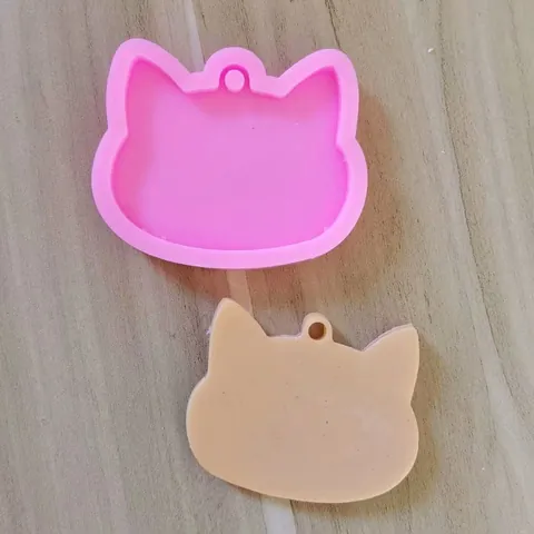 Cat Head Shape Silicone Mold For DIY Epoxy Resin Keychain Mirror Surface Cat Face Pendant Car Aromatherapy Mold Handmade Tool
