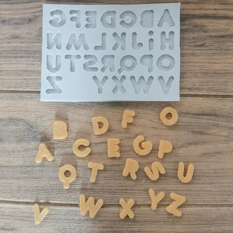 Stampo in Silicone per Lettere Maiuscole Fai-da-te per Decorazione Torte Fondente Cioccolato Biscotti Alfabeto A-Z