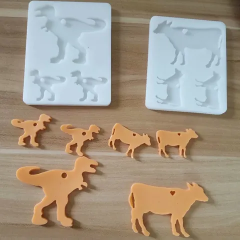 Molde de Silicona Creativo con Forma de Animal Dinosaurio Oveja para Piedra Aroma Llavero Bricolaje Resina Fundición Manual