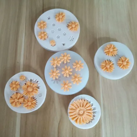 Chrysanthemum Daisy Flower Silicone Mold Fondant Chocolate Cake Decorating Mold DIY Baking Tools Clay Soap Crafting Mold