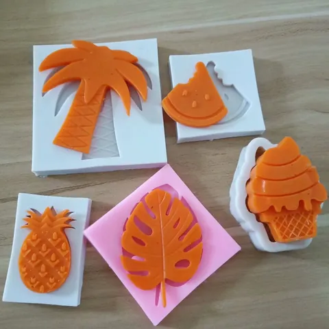 Tropical Theme Silicone Cake Molds Palm Tree Watermelon Pineapple Monstera Leaf Ice Cream DIY Baking Decorative Fondant Mold