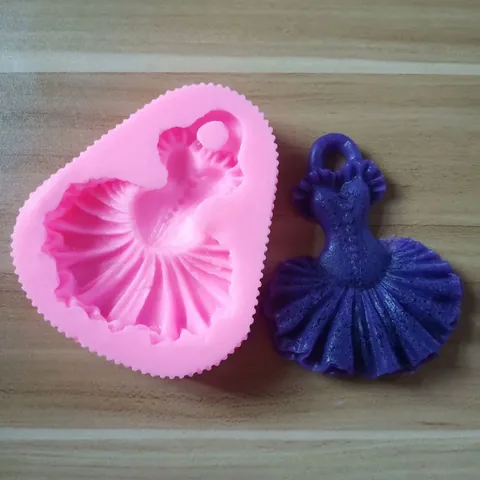 Silicone Cake Mold Dress Shape Fondant Chocolate Mold For Cupcake Cake Decoration Baking Tools DIY Sugar Craft Mold