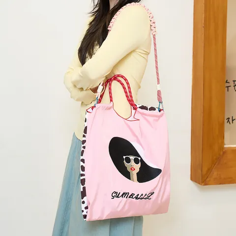 Japanese Style Nylon Tote Bag Large Capacity Embroidered Female Portrait Shoulder Bag For Commuting Shopping Women Fashion Bag