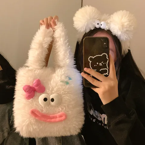 Cute Ugly-Cute Plush Tote Bag For Women Autumn Winter Large Capacity Faux Fur Shoulder Bag Soft Fuzzy Cartoon Handbag