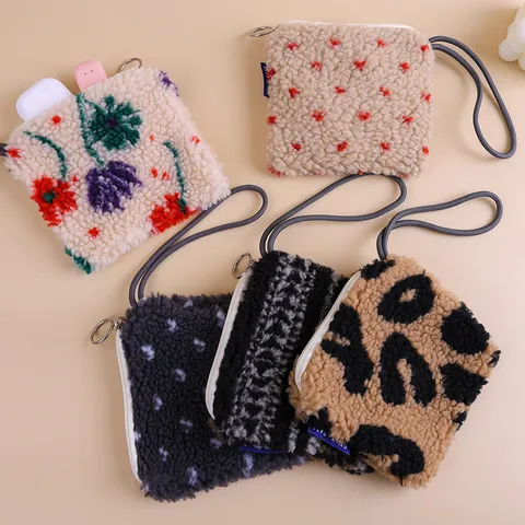 Women Winter Faux Lamb Wool Plush Mini Handbag Coin Purse Floral Leopard Pattern Small Storage Bag with Wrist Strap Zipper
