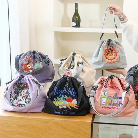 Japanese Style Cartoon Embroidery Drawstring Lunch Bag Portable Nylon Large Capacity Storage Tote Bag For Office School Women