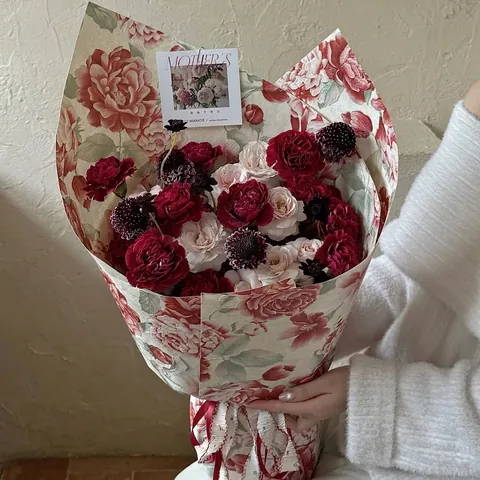 Papel de Regalo con Relieve de Flores Papel de Kapok Patrón de Rosa Vintage para el Día de la Madre Ramo DIY