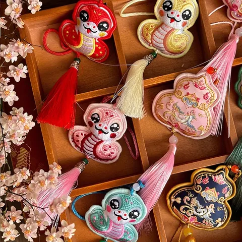 Chinese New Year Embroidered Scented Sachet Pendant Snake Year Cartoon Butterfly Fabric Car Interior Hanging Home Decor