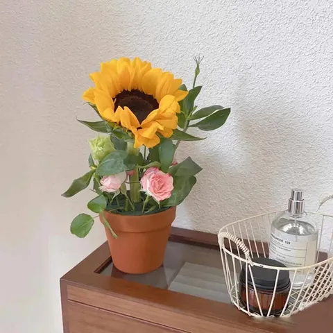 Mini Terracotta Plastic Plantpot Voor DIY Gehaakte Bloemen Auto Decoratie Creatieve Valbestendige Kleine Decoratieve Bureaublad Bloempot
