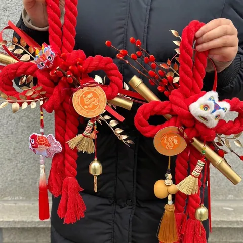 Chinese New Year Hanging Ornament Handmade Three Strand Cotton Rope Swastika Knot Spring Festival Traditional Festive Home Decor Material
