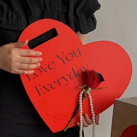 Specialty Paper Flower Gift Box With Window Bow Handheld Gift Bag Heart Shaped Single Rose Box For Wedding Party Valentine