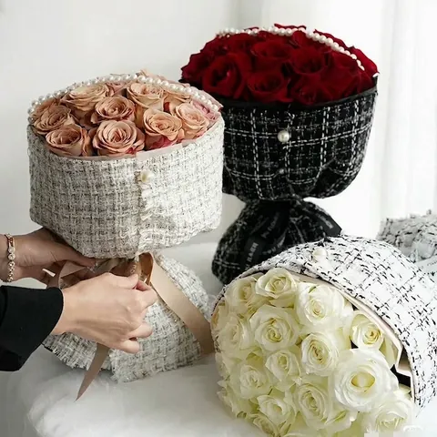 Plastic Flower Packaging Liner Styling Tube For Bouquet Arrangement Durable Hollow Flower Fixer Internal Support Tool