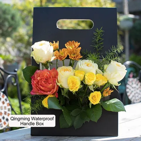 Handheld Kraft Paper Flower Box With Window Folding Design Portable Flower Basket Gift Packaging Box For Wedding Party Decor