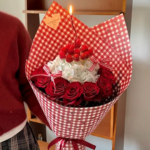 Vintage Rot Weiß Kariertes Geschenkpapier Bedrucktes Weißes Kraft Gingham Blumenverpackung für Weihnachten Hochzeit DIY Handwerk
