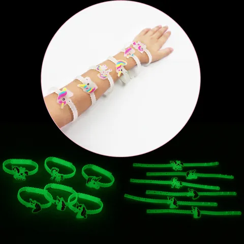 Bracciale in Silicone Unicorno Luminoso PVC Glow In The Dark Braccialetto Sportivo Per Bambini Regali Festa Unicorno Cartone Animato Bracciale
