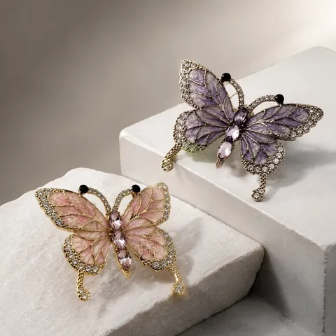Vintage Butterfly Brooch Pin For Women Alloy Enamel Rhinestone Insect Brooches Jewelry Gift For Wedding Party Clothing Accessories