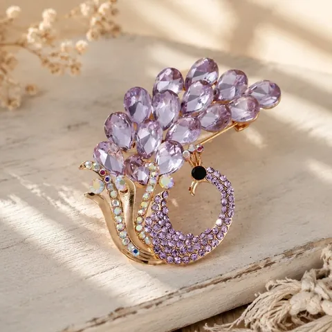 Elegant Purple Peacock Brooch For Women Luxury Rhinestone Animal Pin Gold Plated Inlaid Crystal Suits Dress Accessory Jewelry