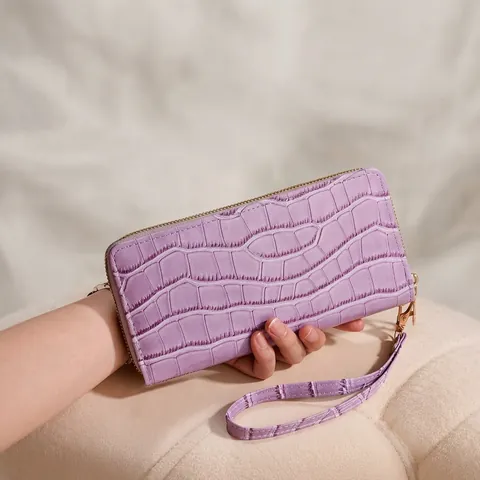 Long Zipper Wallet Women Crocodile Pattern Synthetic Leather Large Capacity Clutch Bag With Wristlet Strap Chic Elegant
