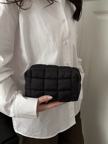 Korean Style Versatile Fashion Cloud Puffer Makeup Bag Multi Color Quilted Grid Handheld Portable Cosmetic Storage Bag