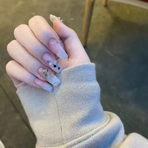 Vintage Punk Coffin Press On Nails Nude Pink Gradient Silver 3D Metal Cross Rhinestone Design For Women Fashion Nail Art