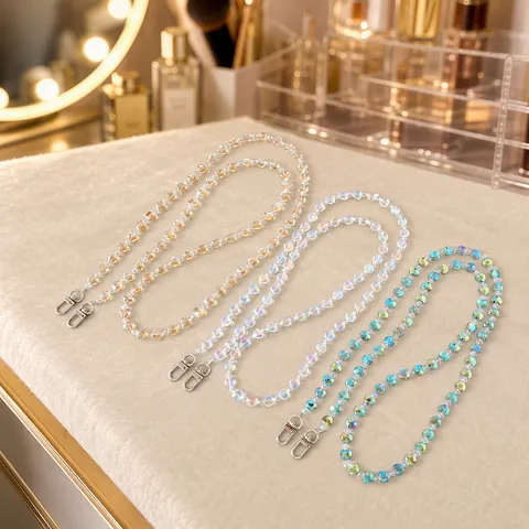 Elegant Iridescent Crystal Beaded Heart Shape Crossbody Phone Lanyard Long Chain With Metal Clasps Bag Charm Accessories For Women