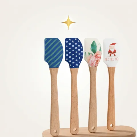 Silicone Spatula With Wooden Handle Food Grade Cream Scraper Butter Spreader For Kitchen Baking Christmas Fruit Patterns
