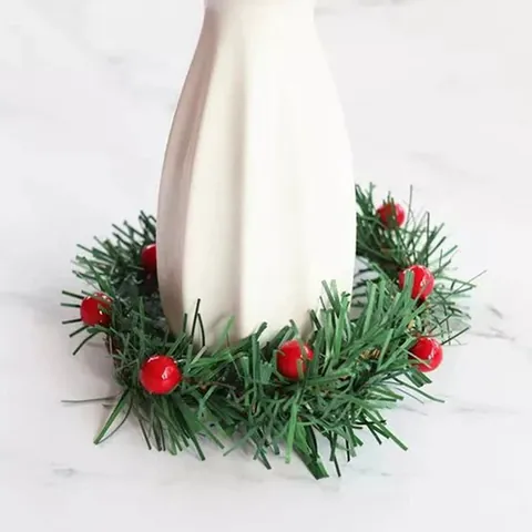 Mini Corona de Navidad Anillo de Vela Aguja de Pino Artificial Baya Roja Decoración Para Mesa Gabinete Adorno de Navidad Lazo Decoración Colgante