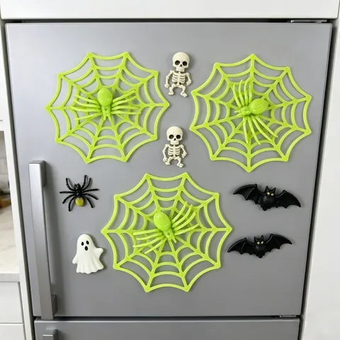 Halloween Mini Plastic Spider Web Set Colorful Small Spiders For DIY Manual Decoration Cartoon Festive Party Supplies