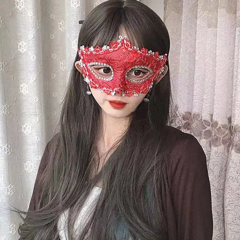 Sexy Masquerade Half Face Princess Mask Elegant Lace Mask With Rhinestones For Halloween Party Cosplay Costume Accessories
