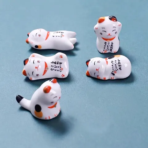 Japanese Lucky Cat Ceramic Chopstick Rest Cute Animal Pen Holder Ceramic Tableware Mini Figurine Home Decoration Ornament