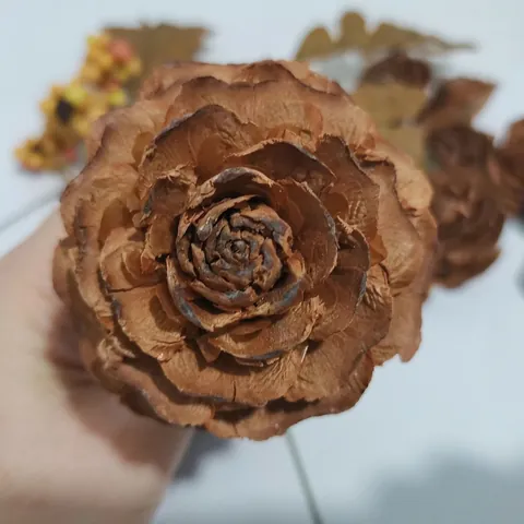 Natural Dried Pine Cones Decoration For Christmas Tree DIY Crafts Rustic Forest Style Wood Pinecones For Holiday Home Table Decor Fall Winter Party Accessories