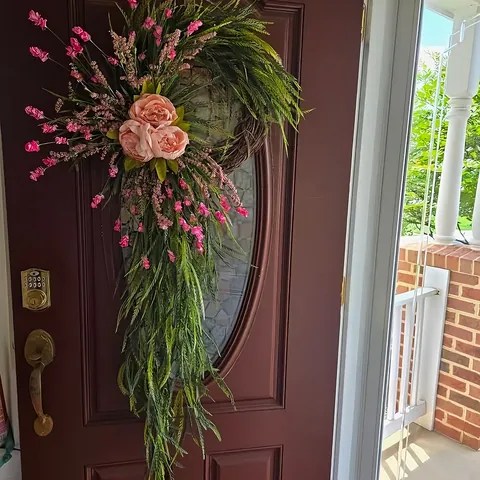 Ghirlanda Artificiale di Peonia Rosa con Foglie di Salice Verdi Decorazione Appesa per Casa Festa Matrimonio Primavera