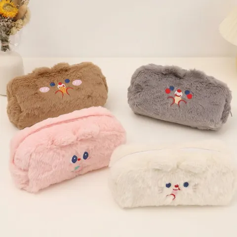 Große Kapazität Plüsch Tier Federmäppchen Niedlicher Japanischer Ins-Stil Cartoon Stickerei Weiche Schreibwaren Tasche Schüler Geschenk