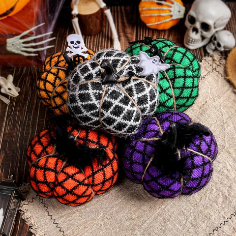 Handgefertigte Gestrickte Halloween Kürbis Ornamente Polyester Wolle Dekorative Requisiten Für Festliche Party Desktop Home Dekor