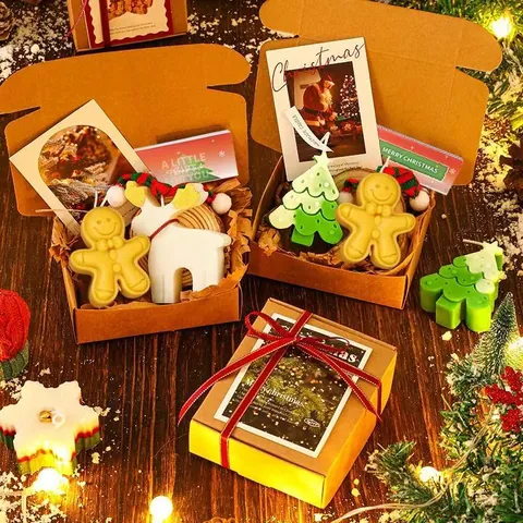 Handmade Scented Candle Gift Box Christmas Tree Gingerbread Man Soy Wax Fragrance Candle Set For Holiday Home Decor Gift