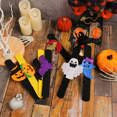 Halloween Schnapparmbänder für Kinder Kürbis Fledermaus Geist Muster Partyartikel Handgelenk Deko Kostüm Zubehör Filz Armbänder