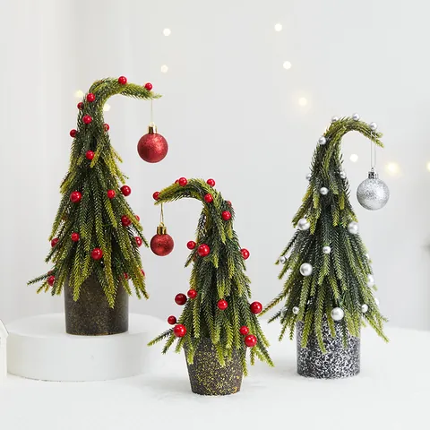 Sapin de Noël Artificiel à Col Tordu PE Simulation Sommet Incliné Ornement de Bureau Avec Boules Décoration d'Ambiance Festive