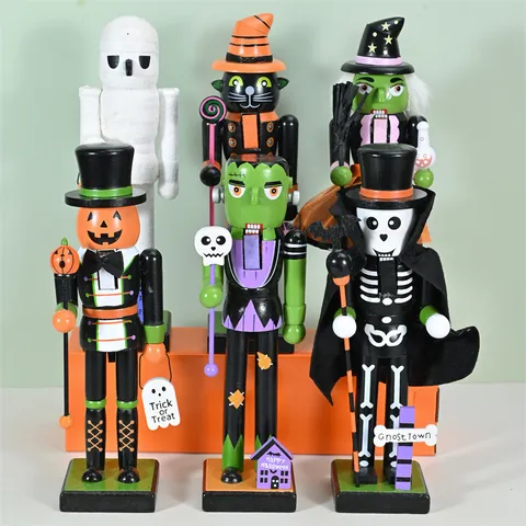Hand-painted Wooden Halloween Nutcracker Decorative Ornament Vintage European Style Nutcracker Figure For Halloween Party Home Decor Gift
