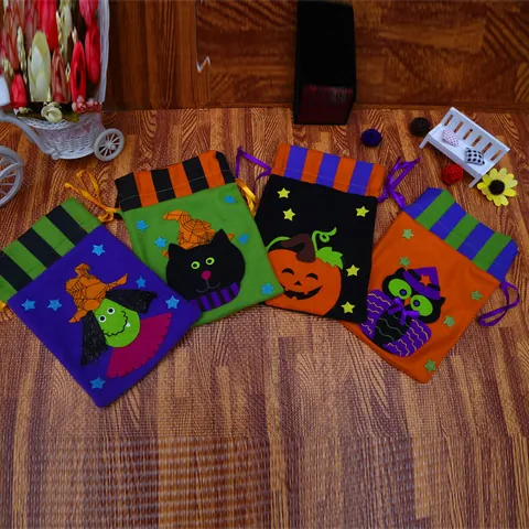Sacchetto di Caramelle di Halloween in Poliestere con Coulisse Sacchetto Regalo per Bambini Decorazione della Festa di Halloween Zucca Strega Gatto Nero