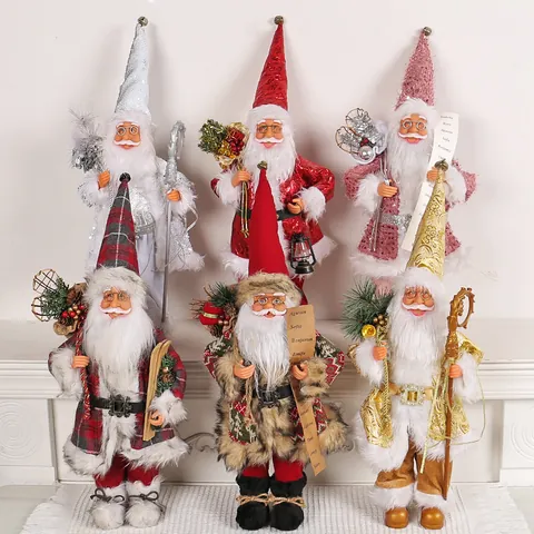Stehende Weihnachtsmann Figur Aus Paillettenstoff Und Kunstfell Mit Stab Und Lampe Für Die Weihnachtsdekoration Zu Hause
