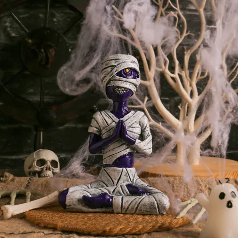 Halloween Creative Purple Mummy Meditating Figurine Resin Zen Skeleton Mummy Statue For Desk Decor Spooky Party Supplies