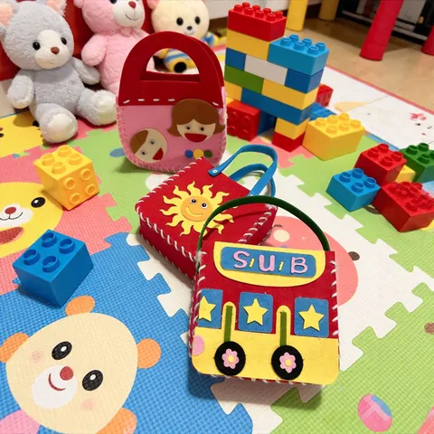 Kids DIY Non-Woven Fabric Hand-Sewing Felt Bag Kit Cartoon 3D Sticker Educational Puzzle Toy Handicraft Material Bag Gift